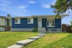 40 Penworth Place SE Calgary, AB T2A 4G4