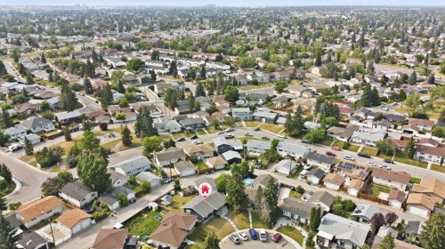 40 Penworth Place Se, Calgary, AB - Outdoor With View