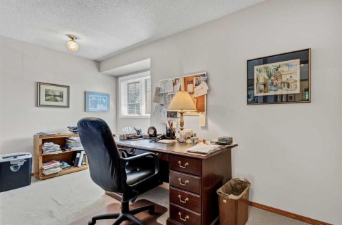 22 Varsity Estates View Nw, Calgary, AB - Indoor Photo Showing Office
