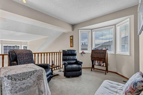 22 Varsity Estates View Nw, Calgary, AB - Indoor Photo Showing Bedroom