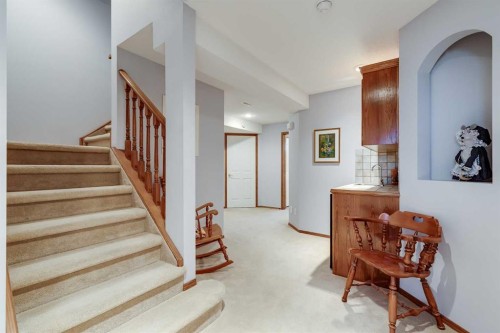 22 Varsity Estates View Nw, Calgary, AB - Indoor Photo Showing Other Room