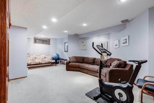 22 Varsity Estates View Nw, Calgary, AB - Indoor