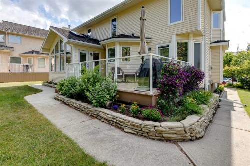 22 Varsity Estates View Nw, Calgary, AB - Outdoor With Deck Patio Veranda