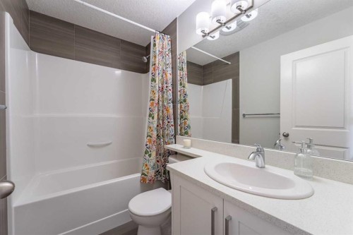 1207 Jumping Pound Common, Cochrane, AB - Indoor Photo Showing Bathroom
