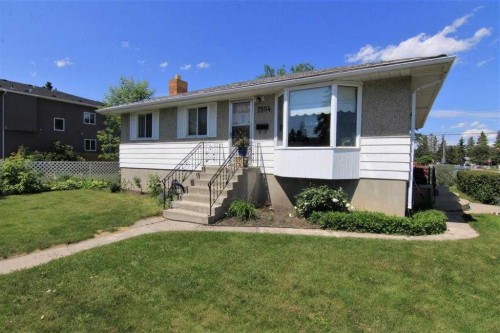 7504 39 Avenue Nw, Calgary, AB 