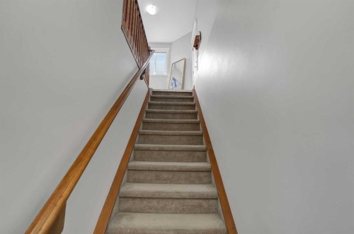 45 Sherwood View Nw, Calgary, AB - Indoor Photo Showing Other Room