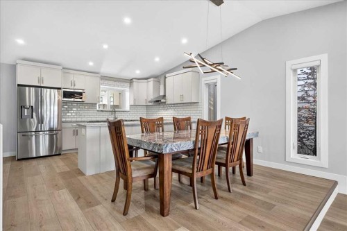 55 Whitehaven Crescent Ne, Calgary, AB - Indoor