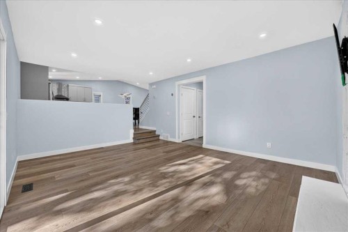 55 Whitehaven Crescent Ne, Calgary, AB - Indoor Photo Showing Other Room