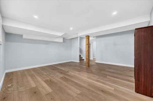 55 Whitehaven Crescent Ne, Calgary, AB - Indoor
