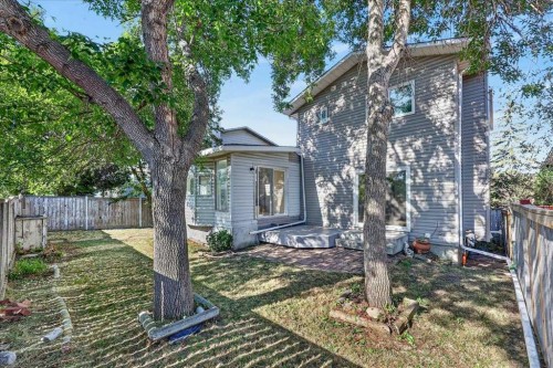 55 Whitehaven Crescent Ne, Calgary, AB - Outdoor