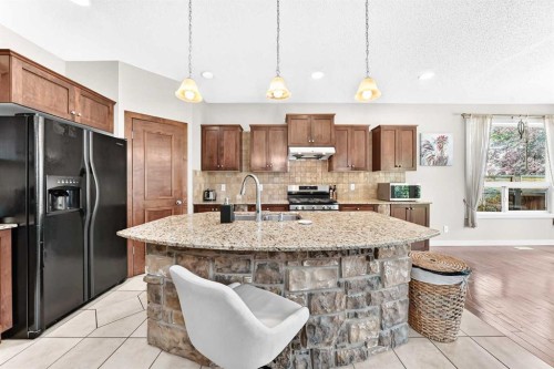 182 Cranfield Manor Se, Calgary, AB - Indoor Photo Showing Kitchen With Double Sink With Upgraded Kitchen