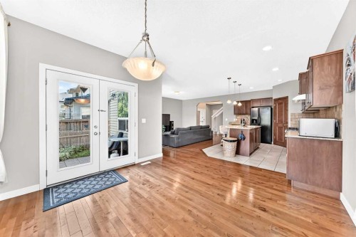 182 Cranfield Manor Se, Calgary, AB - Indoor