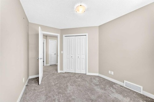 182 Cranfield Manor Se, Calgary, AB - Indoor Photo Showing Other Room