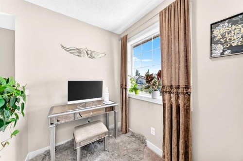 182 Cranfield Manor Se, Calgary, AB - Indoor