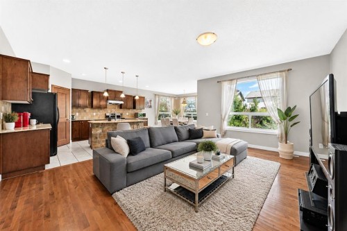 182 Cranfield Manor Se, Calgary, AB - Indoor Photo Showing Living Room