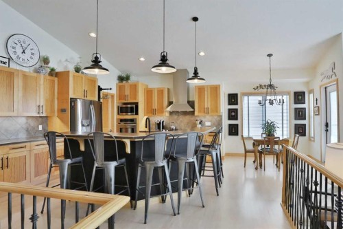 92 Sherwood Rise Nw, Calgary, AB - Indoor Photo Showing Kitchen With Stainless Steel Kitchen With Upgraded Kitchen