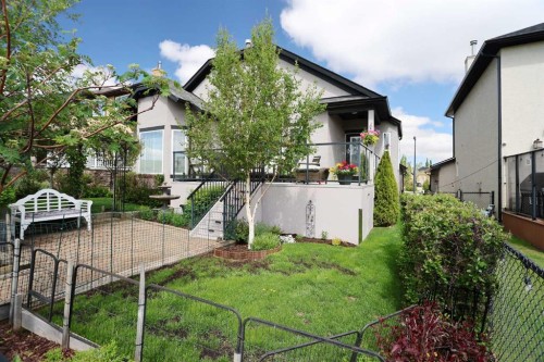 92 Sherwood Rise Nw, Calgary, AB - Outdoor