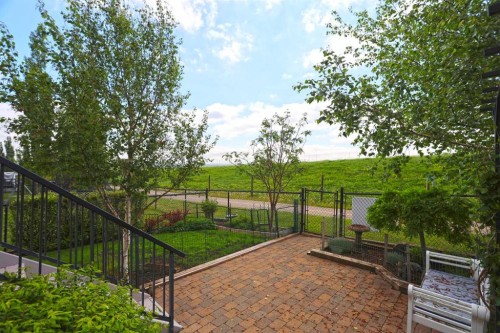 92 Sherwood Rise Nw, Calgary, AB - Outdoor