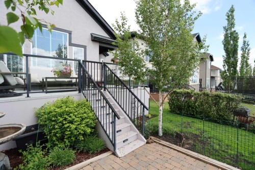 92 Sherwood Rise Nw, Calgary, AB - Outdoor