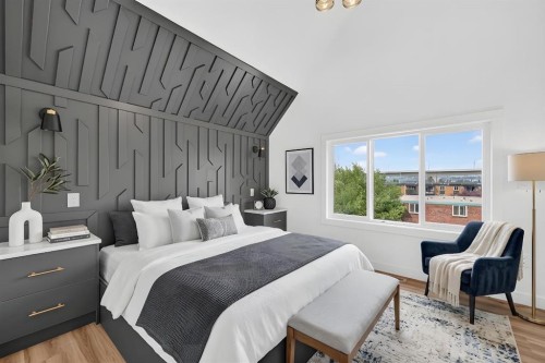 2018 12 Avenue Sw, Calgary, AB - Indoor Photo Showing Bedroom