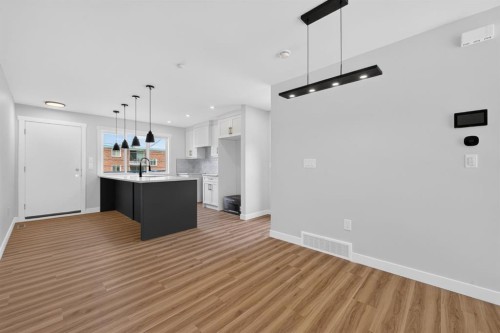 2018 12 Avenue Sw, Calgary, AB - Indoor Photo Showing Kitchen