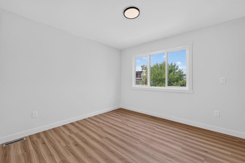 2018 12 Avenue Sw, Calgary, AB - Indoor Photo Showing Other Room