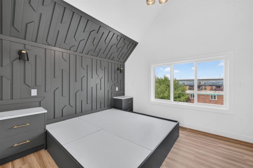 2018 12 Avenue Sw, Calgary, AB - Indoor Photo Showing Other Room