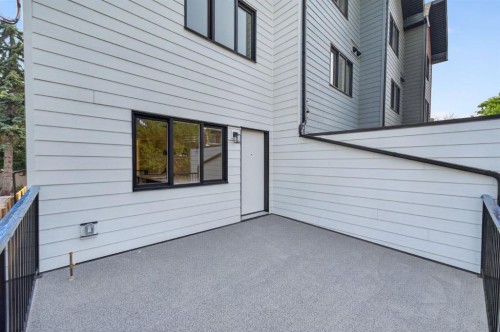 2018 12 Avenue Sw, Calgary, AB - Outdoor With Exterior