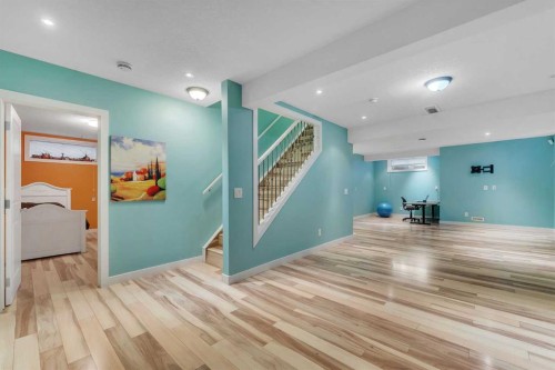 185 West Lakeview Drive, Chestermere, AB - Indoor Photo Showing Other Room