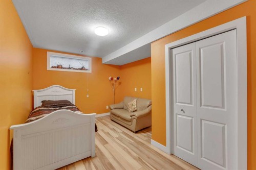 185 West Lakeview Drive, Chestermere, AB - Indoor Photo Showing Other Room