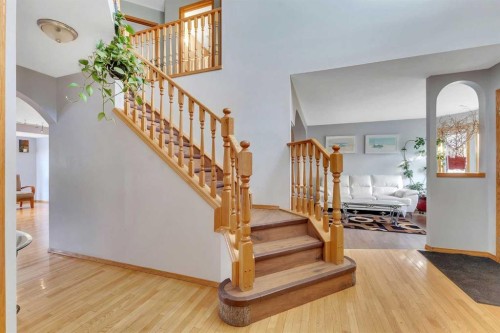 185 West Lakeview Drive, Chestermere, AB - Indoor Photo Showing Other Room