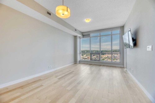 1103-16 Varsity Estates Circle Nw, Calgary, AB - Indoor Photo Showing Other Room