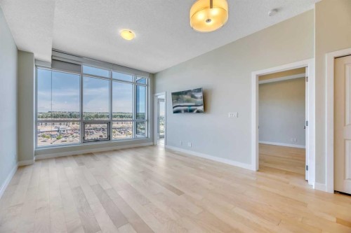 1103-16 Varsity Estates Circle Nw, Calgary, AB - Indoor