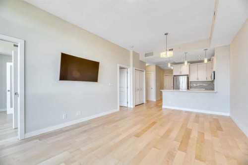 1103-16 Varsity Estates Circle Nw, Calgary, AB - Indoor