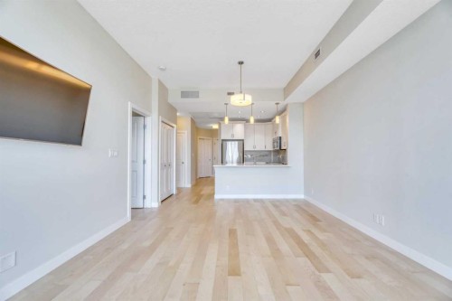 1103-16 Varsity Estates Circle Nw, Calgary, AB - Indoor Photo Showing Other Room