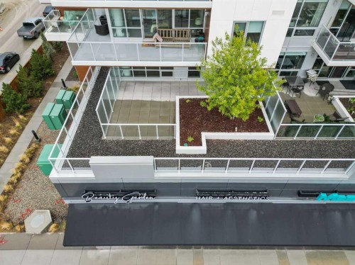 215-8445 Broadcast Avenue Sw, Calgary, AB - 