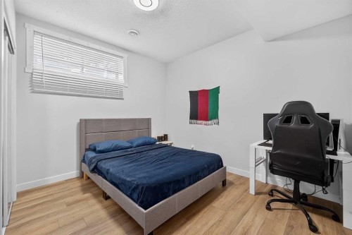 2177 Ravensdun Crescent Se, Airdrie, AB - Indoor Photo Showing Bedroom