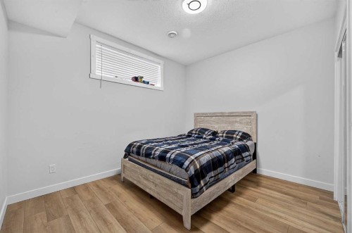 2177 Ravensdun Crescent Se, Airdrie, AB - Indoor Photo Showing Bedroom