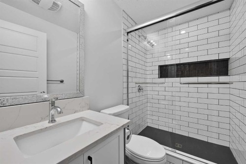2177 Ravensdun Crescent Se, Airdrie, AB - Indoor Photo Showing Bathroom
