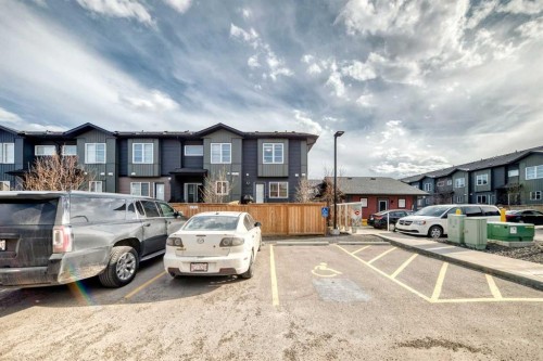 128-31 Red Embers Parade Ne, Calgary, AB - Outdoor