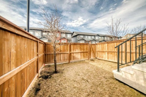 128-31 Red Embers Parade Ne, Calgary, AB - Outdoor