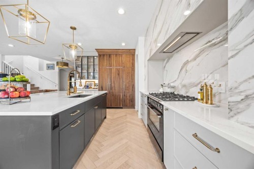 31 Crestridge Way Sw, Calgary, AB - Indoor Photo Showing Kitchen With Upgraded Kitchen