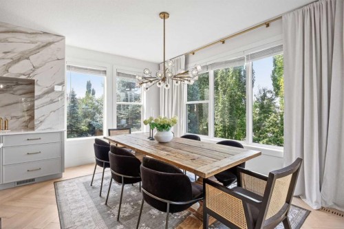 31 Crestridge Way Sw, Calgary, AB - Indoor Photo Showing Dining Room
