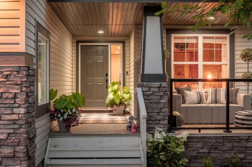 31 Crestridge Way Sw, Calgary, AB - Outdoor With Exterior