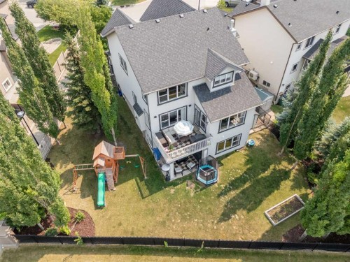 31 Crestridge Way Sw, Calgary, AB - Outdoor