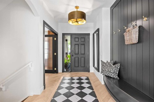 31 Crestridge Way Sw, Calgary, AB - Indoor Photo Showing Other Room