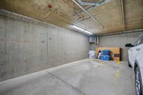 2207-12 Cimarron Common, Okotoks, AB - Indoor Photo Showing Garage
