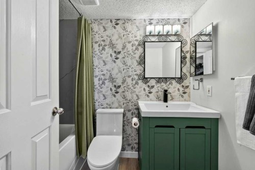 2207-12 Cimarron Common, Okotoks, AB - Indoor Photo Showing Bathroom