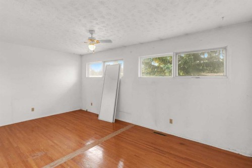 9743 Academy Drive Se, Calgary, AB - Indoor Photo Showing Other Room