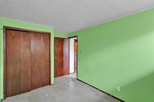 9743 Academy Drive Se, Calgary, AB - Indoor